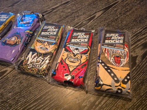 Lot sets super kicks - lot,